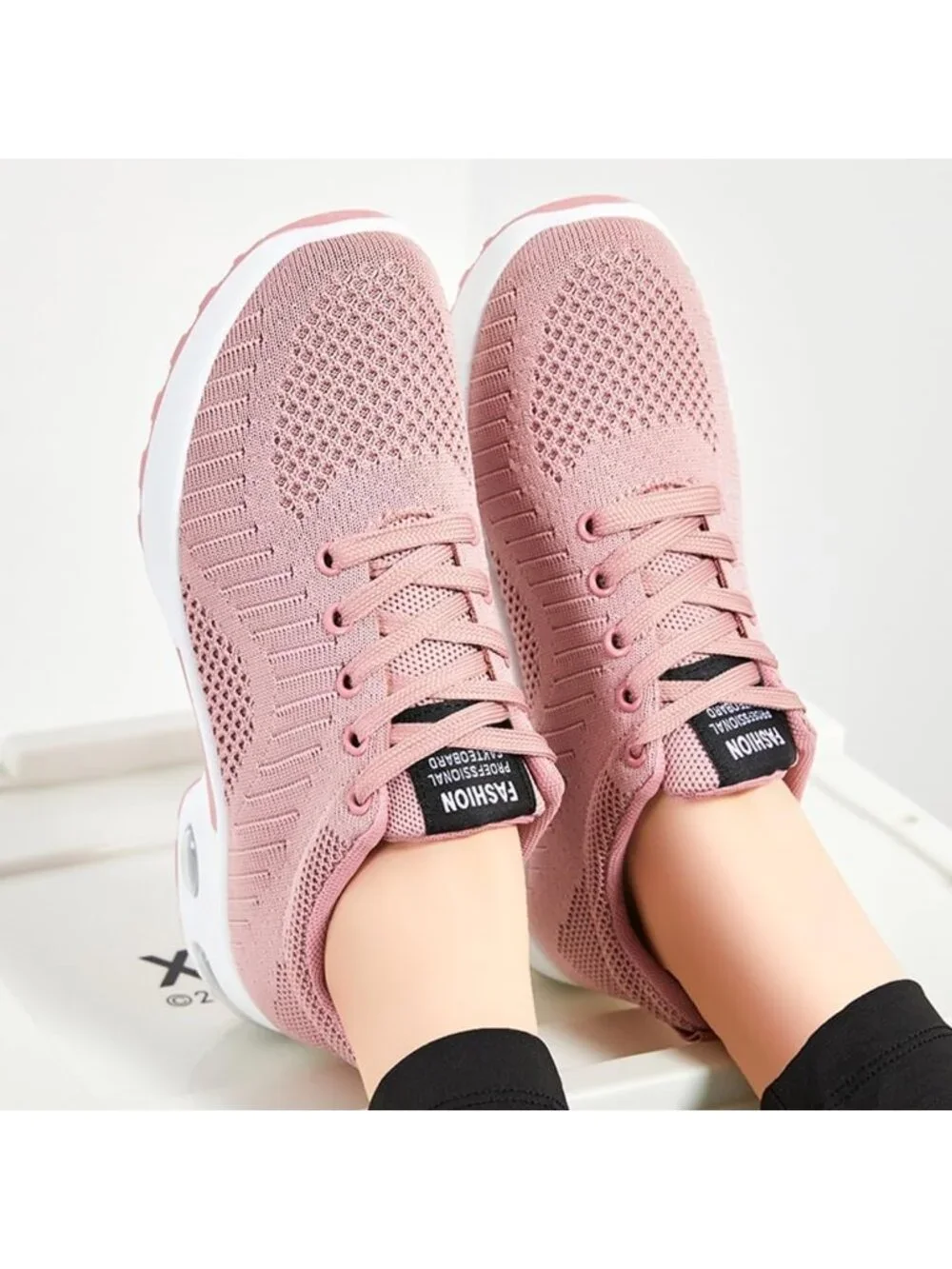Women's Pink Pink Lightweight Air Cushion Mesh Breathable Casual Sneakers